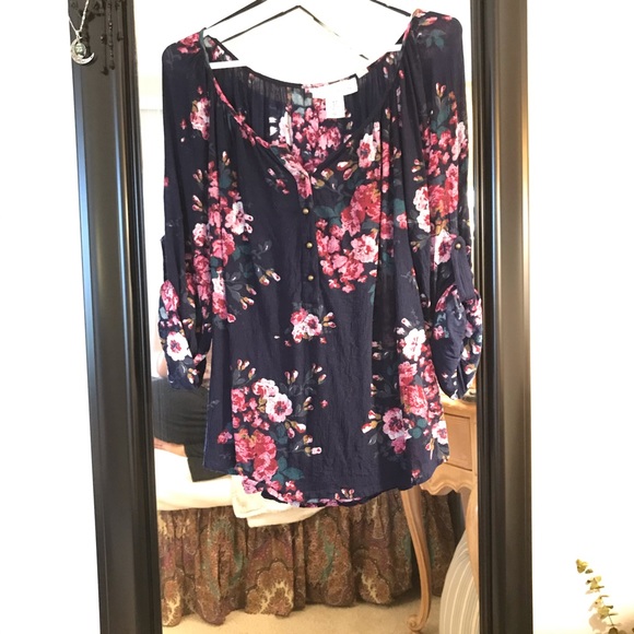H&M Stylish Floral Blouse - Picture 7 of 8